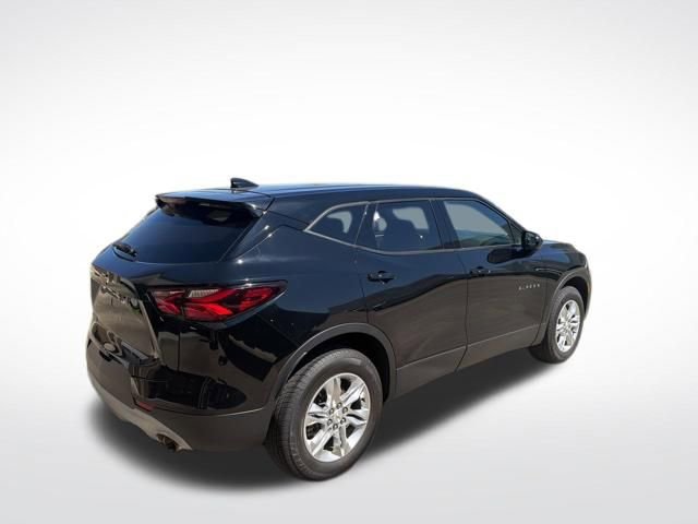 Used 2022 Chevrolet Blazer LT FWD image 3