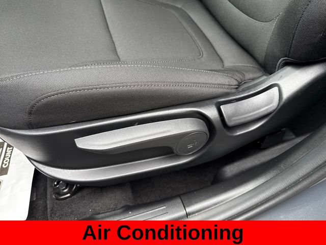 Used 2026 Hyundai Tucson SE AWD/4WD image 17