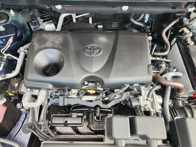 Used 2023 Toyota RAV4 XLE Premium FWD image 32