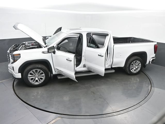 Used 2024 GMC Sierra 1500 Denali w/ Technology Package AWD/4WD image 65