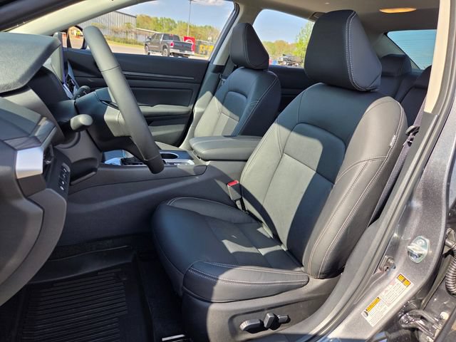 New 2026 Nissan Altima 2.5 SV w/ SV Premium Package FWD image 8