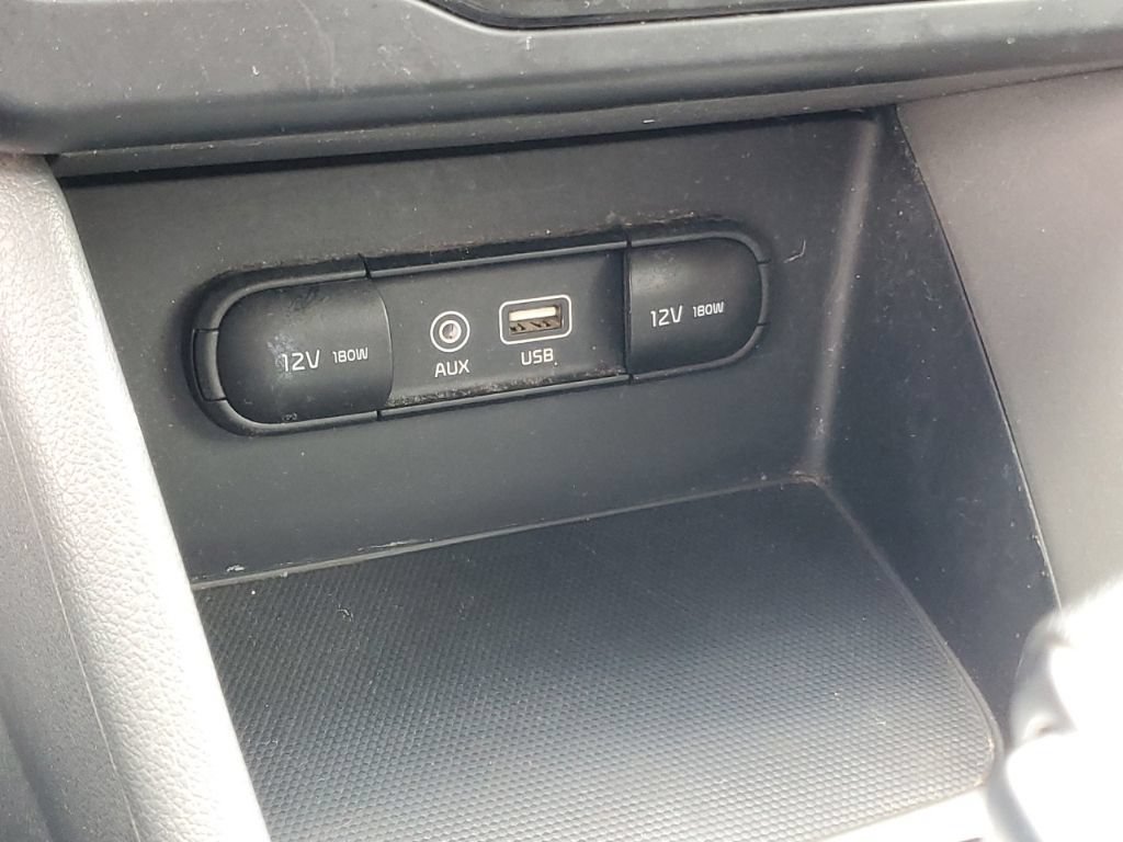 Used 2019 Kia Niro LX FWD image 21
