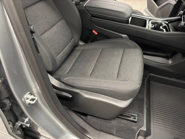 New 2027 Chevrolet Traverse LT w/ Driver Confidence Package FWD image 45