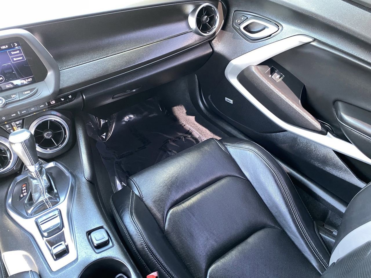 Used 2019 Chevrolet Camaro LT w/ RS Package RWD image 17