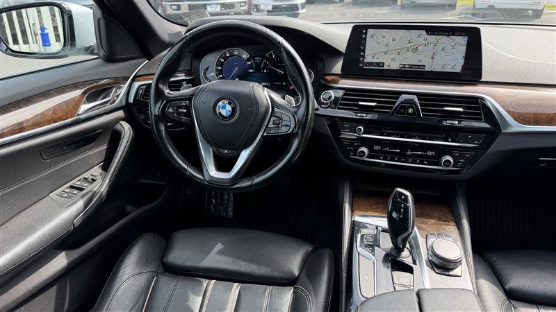 Used 2018 BMW 540i xDrive w/ Premium Package AWD/4WD image 18