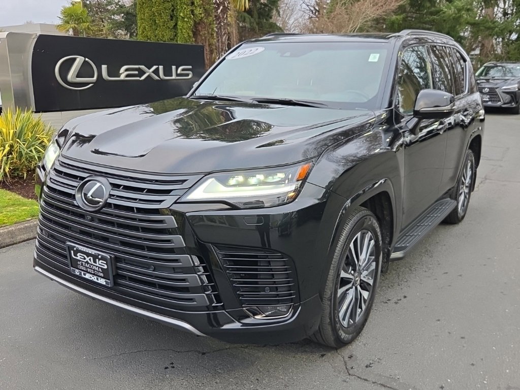 Certified 2022 Lexus LX 600 4WD w/ Premium Package