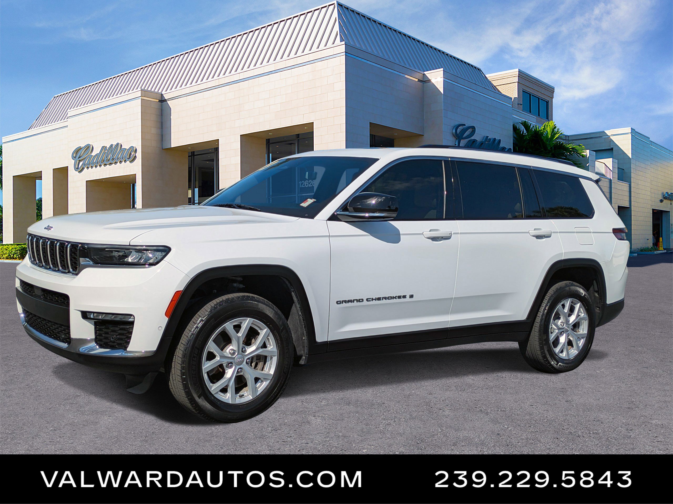 Used 2023 Jeep Grand Cherokee L Limited w/ Luxury Tech Group II image 1