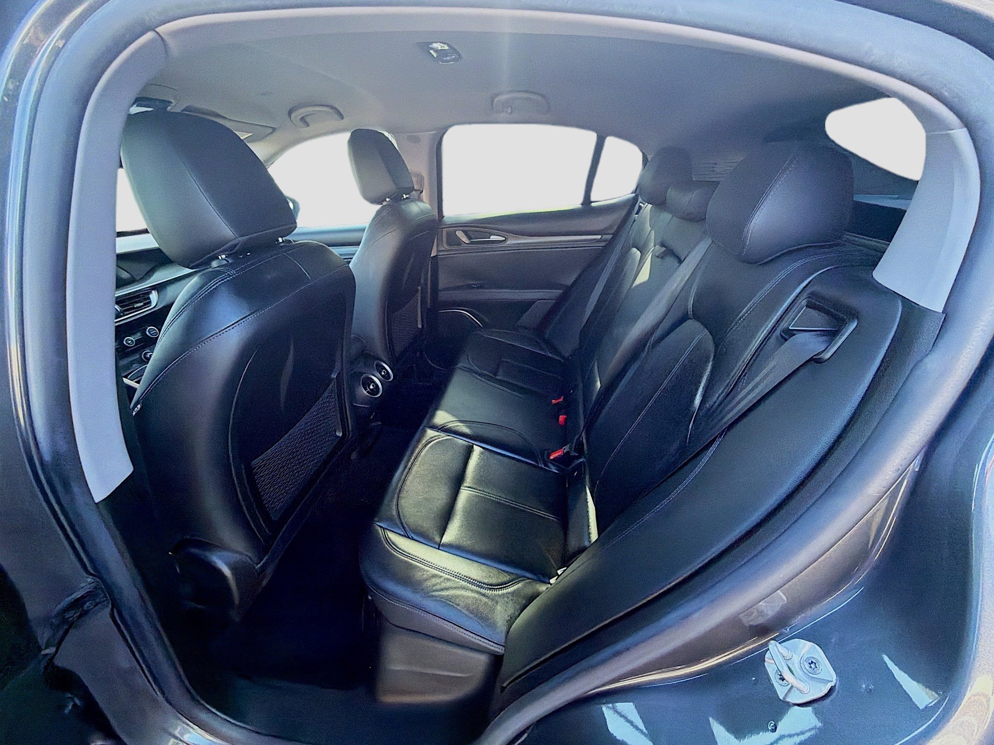 Used 2018 Alfa Romeo Stelvio Ti image 21