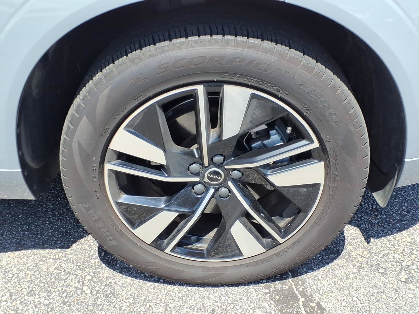 Used 2026 Volvo XC60 B5 Plus w/ Protection Package Premier AWD/4WD image 11