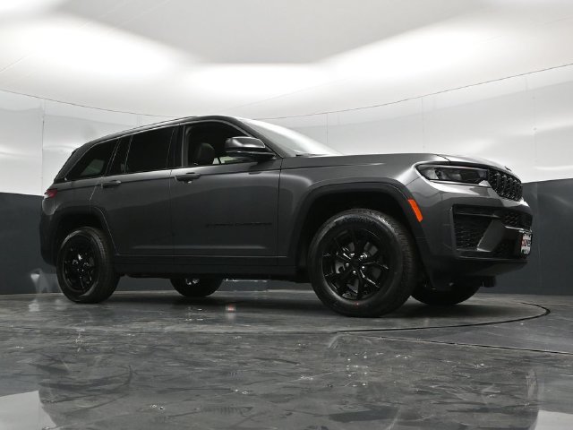 New 2026 Jeep Grand Cherokee Altitude AWD/4WD image 57