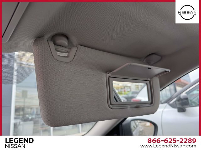 Used 2025 Nissan Altima 2.5 SV FWD image 32
