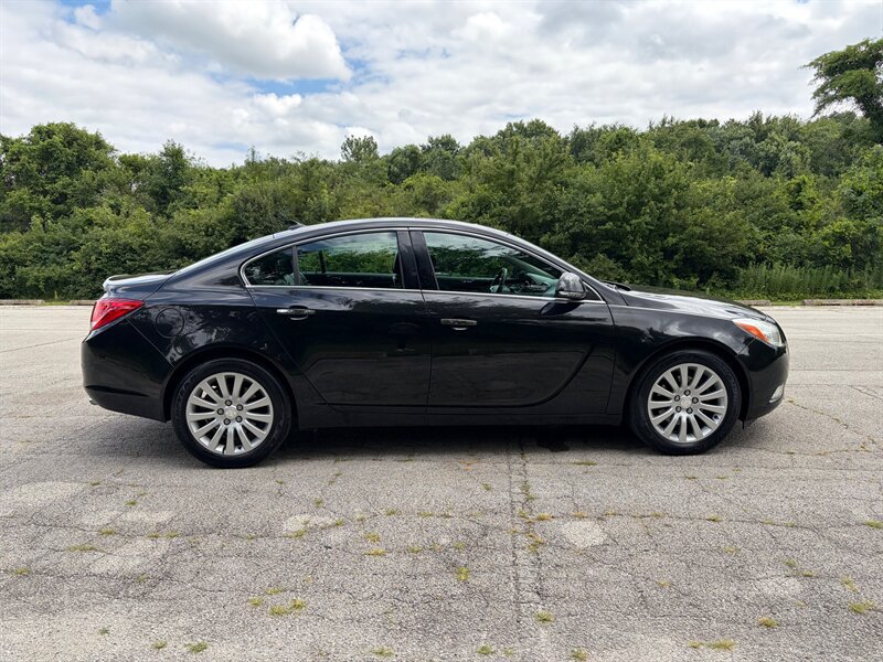 Used 2013 Buick Regal Premium FWD image 6