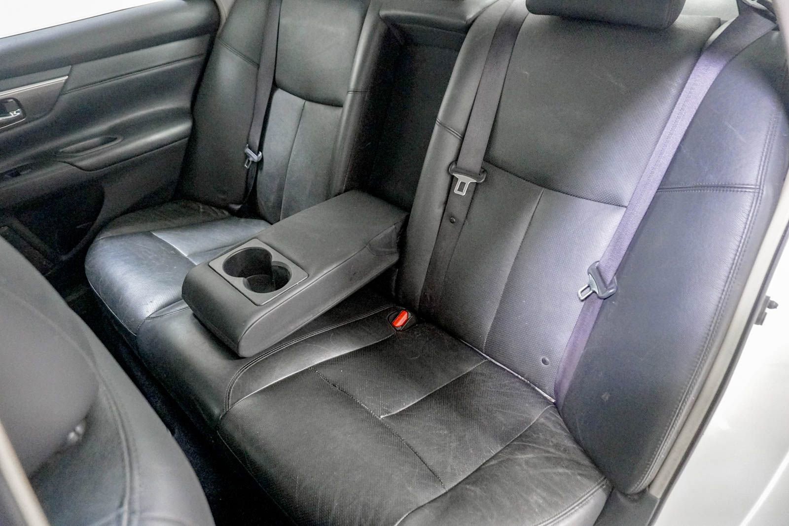 Used 2013 Nissan Altima 2.5 SL w/ 2.5 Moonroof Pkg FWD image 36