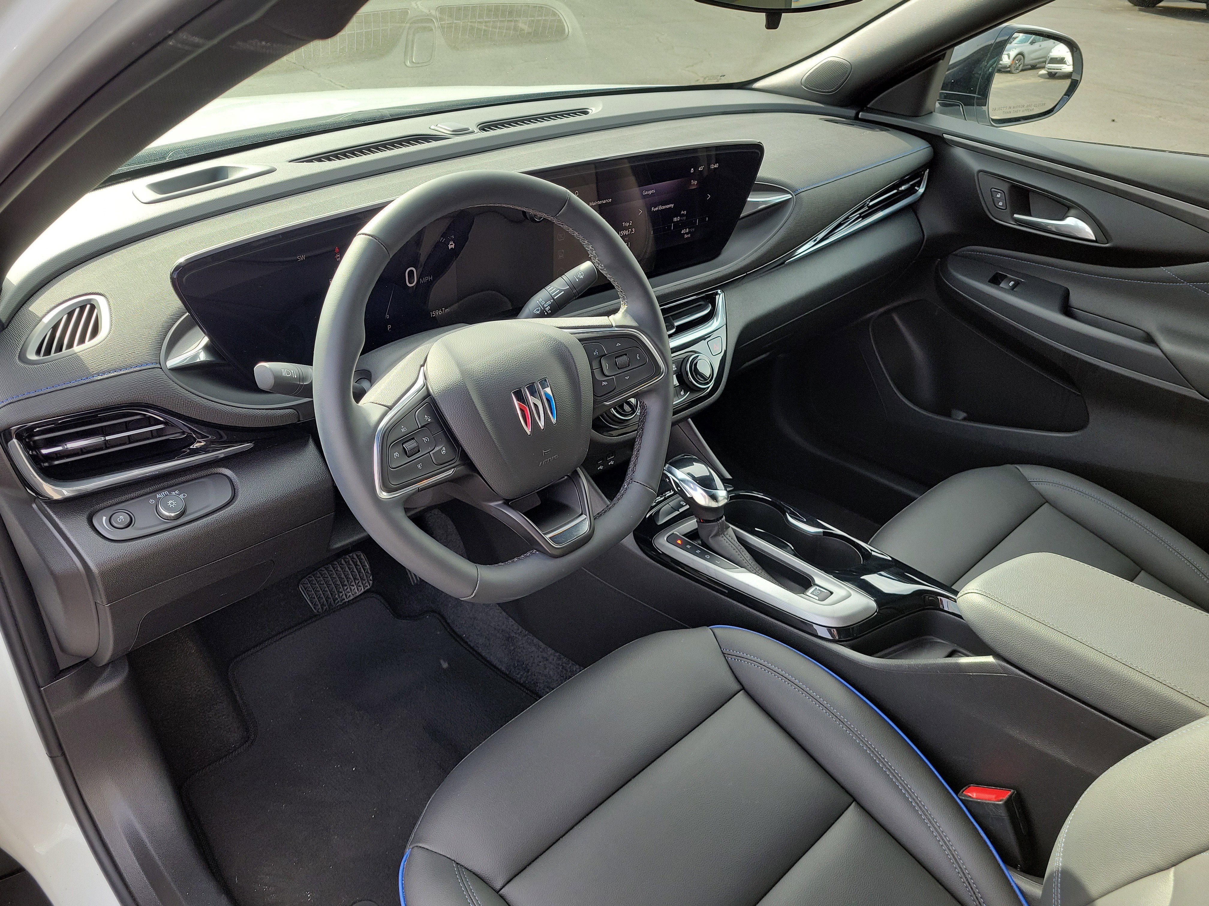 Used 2024 Buick Envista Sport Touring w/ Convenience I Package image 19