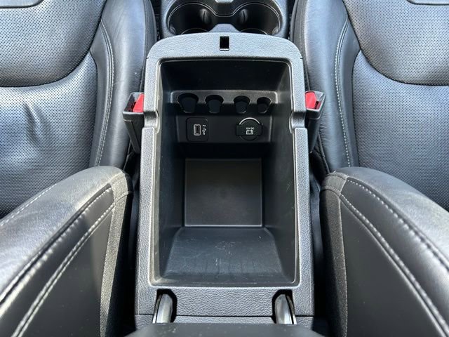 Used 2019 Jeep Cherokee Limited image 25