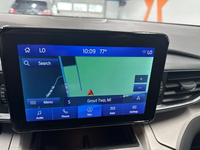 Used 2023 Ford Explorer XLT w/ Equipment Group 202A AWD/4WD image 11