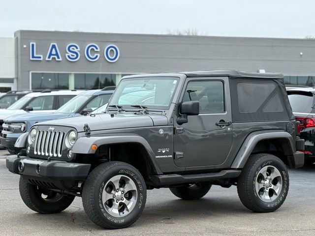 Used 2016 Jeep Wrangler Sahara w/ Connectivity Group AWD/4WD image 1