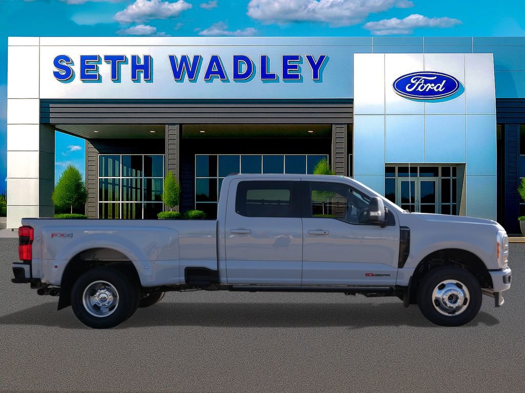 New 2026 Ford F350 Platinum w/ FX4 Off-Road Package image 2