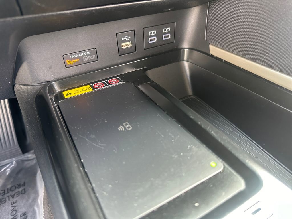 Used 2025 Toyota Camry LE FWD image 18