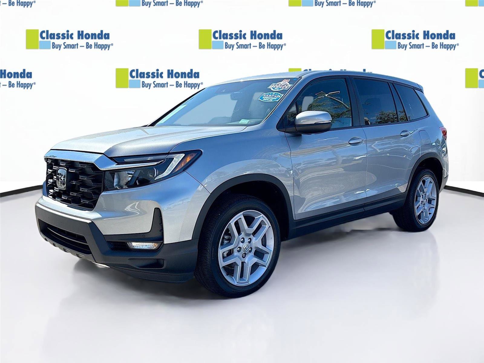 Certified 2025 Honda Passport EX-L image 3