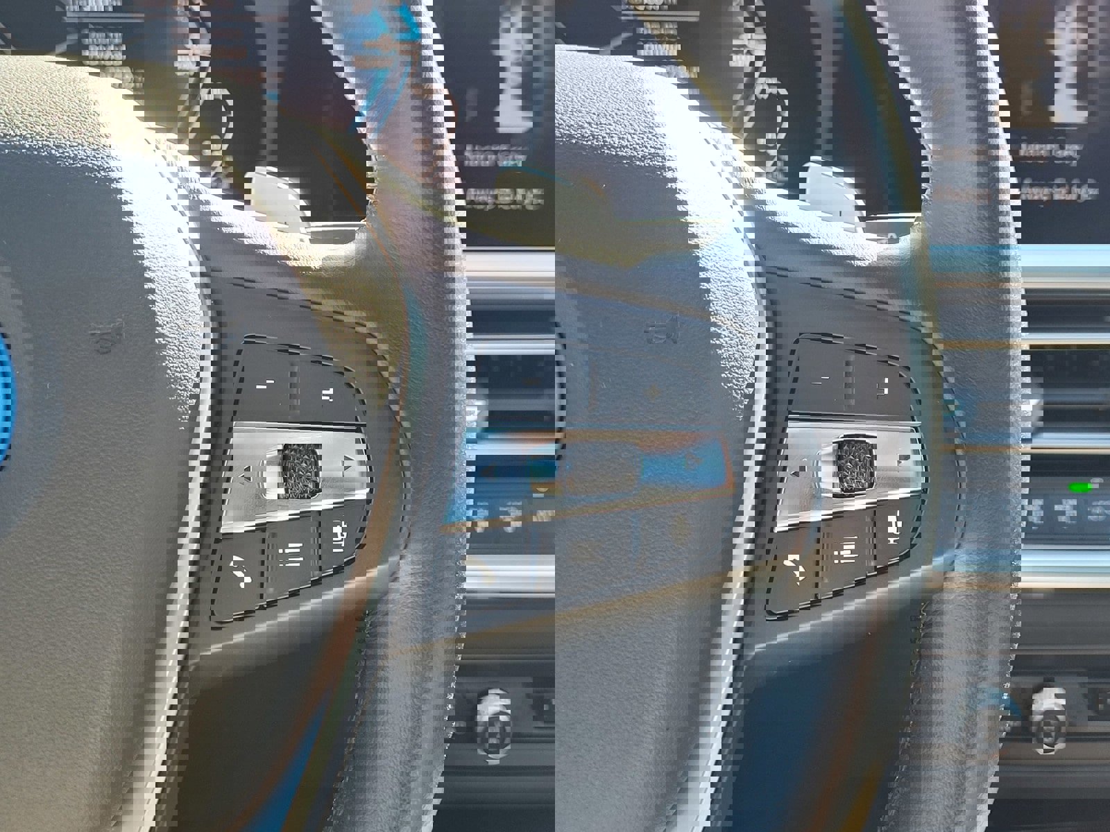 Used 2022 BMW 330e xDrive w/ Premium Package image 20