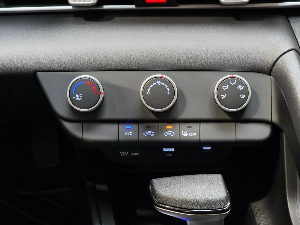 New 2026 Hyundai Elantra SE image 24