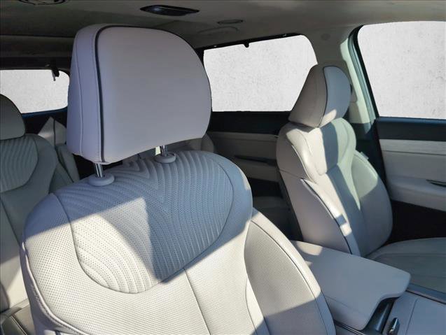 Used 2024 Hyundai Palisade Calligraphy image 25