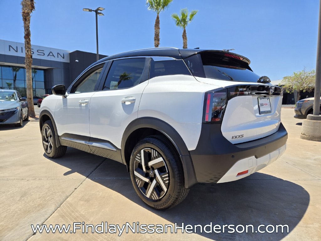 New 2026 Nissan Kicks SV w/ SV Premium Package FWD image 5