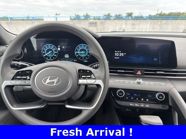 Used 2024 Hyundai Elantra SEL image 9