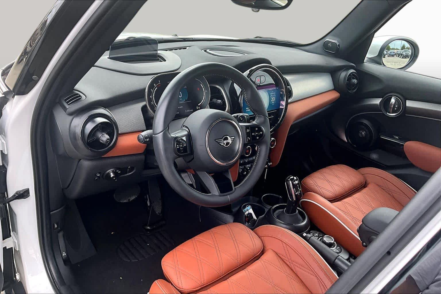 Used 2024 MINI Cooper S FWD image 17