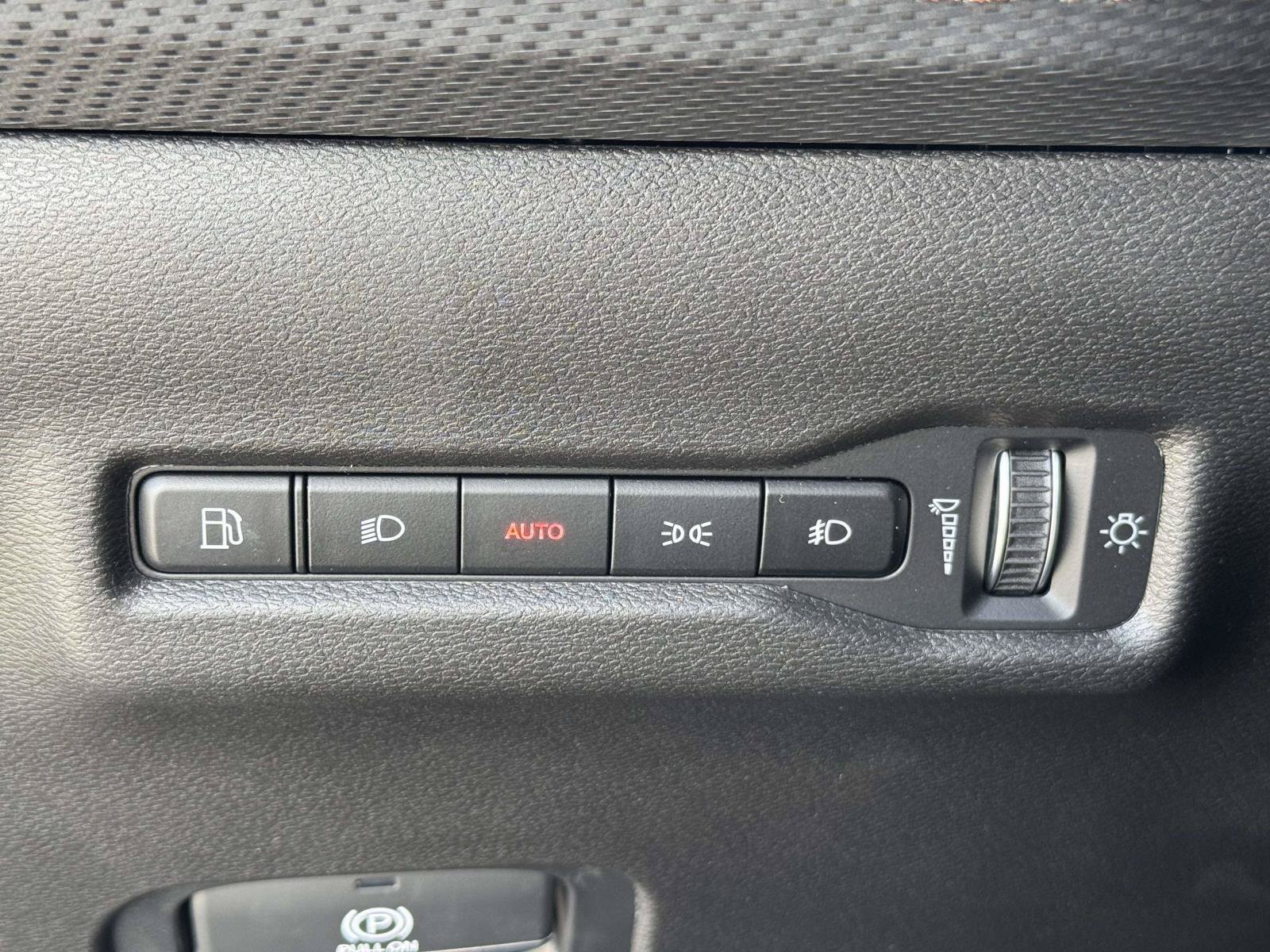 New 2026 Jeep Cherokee Overland AWD/4WD image 9