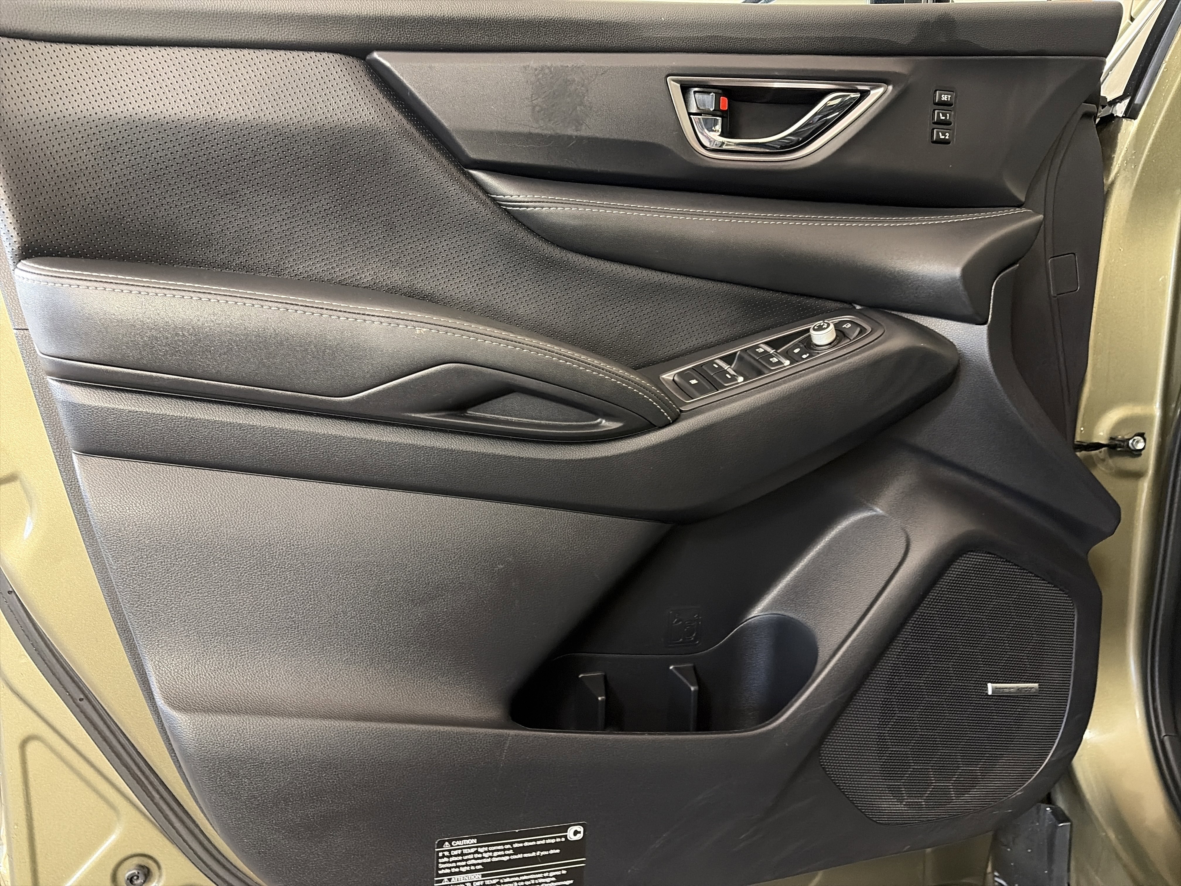 Certified 2023 Subaru Ascent Limited w/ Technology Package image 14