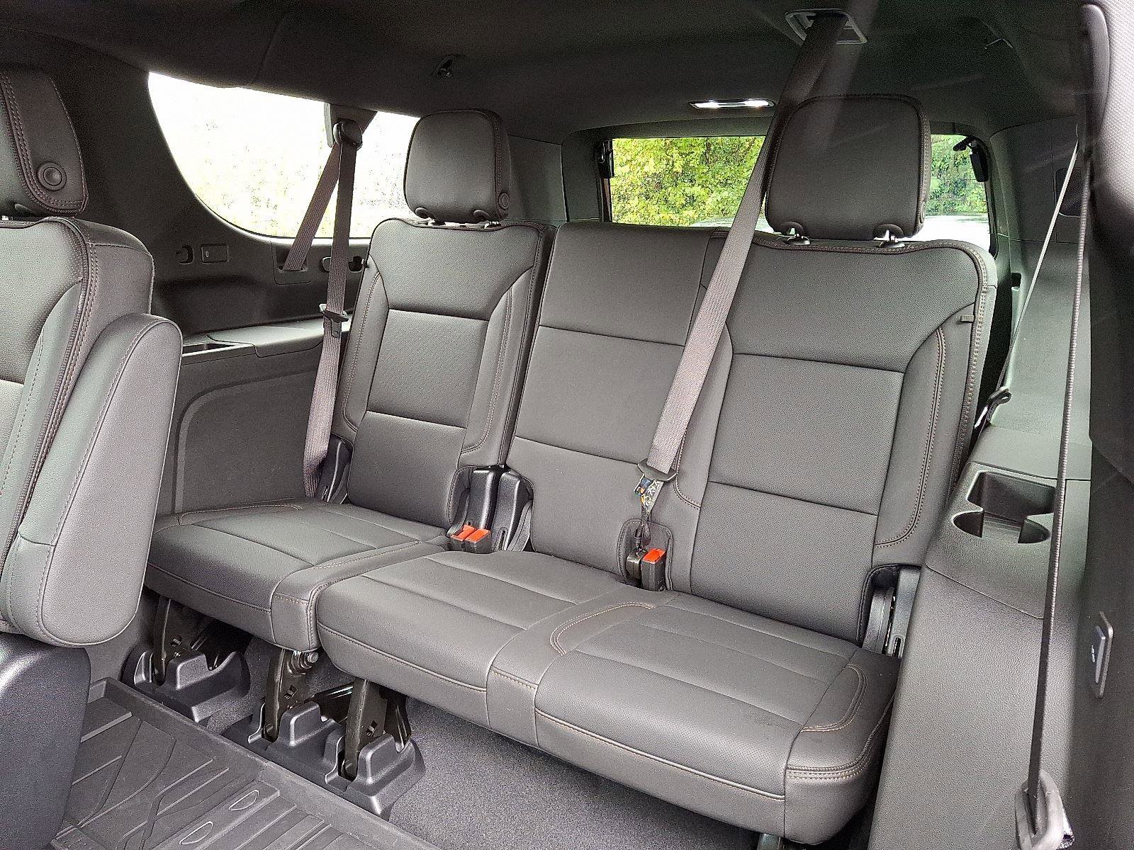 New 2025 Chevrolet Suburban High Country image 7