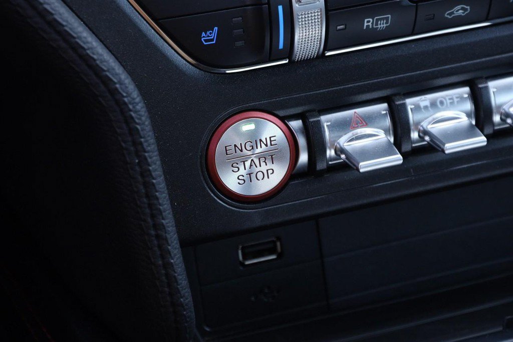 Used 2022 Ford Mustang GT Premium w/ Equipment Group 401A RWD image 14