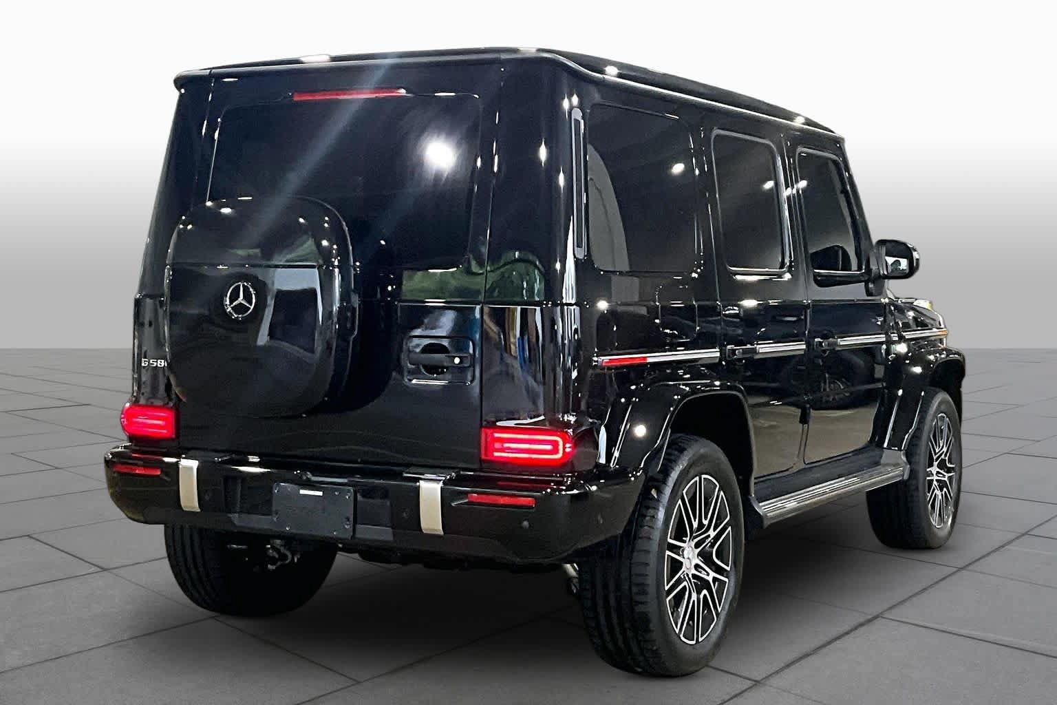 Certified 2025 Mercedes-Benz G 580 w/ EQ Technology image 11