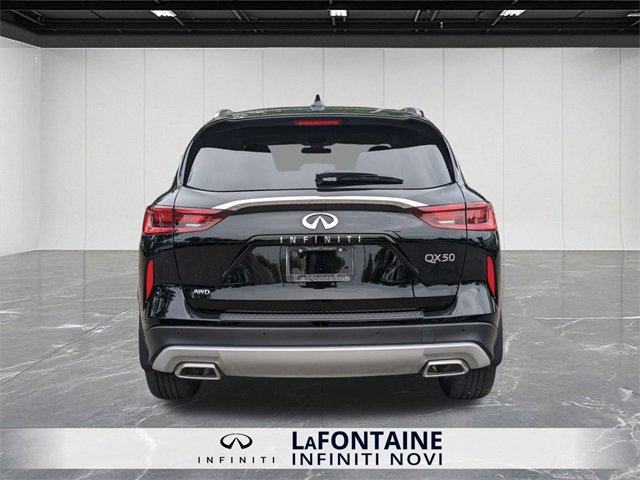 New 2025 INFINITI QX50 Luxe image 4