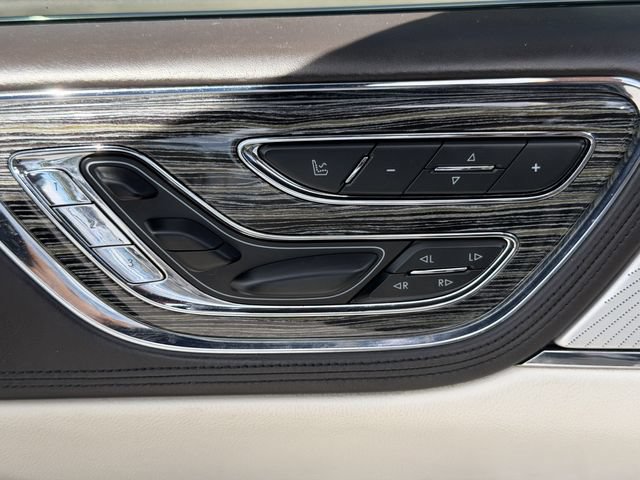 Used 2018 Lincoln Continental Black Label FWD image 22