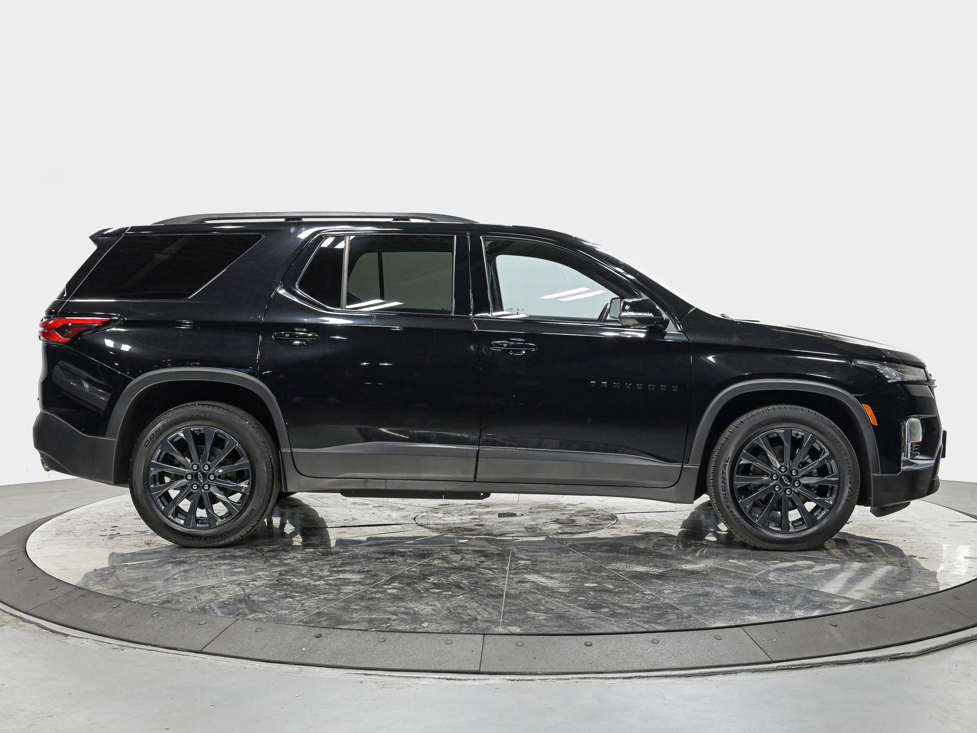 Used 2023 Chevrolet Traverse RS AWD/4WD image 8
