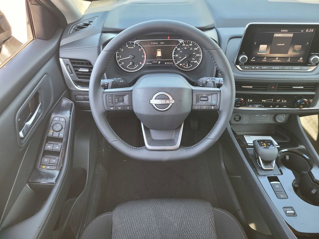 New 2026 Nissan Rogue SV image 5