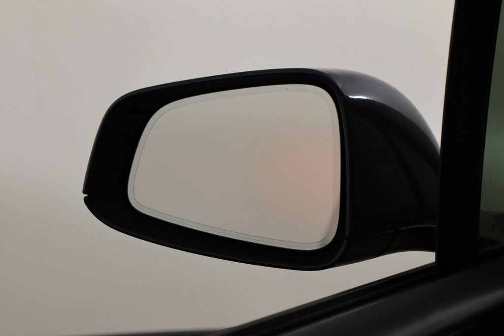 Used 2023 Tesla Model X image 45