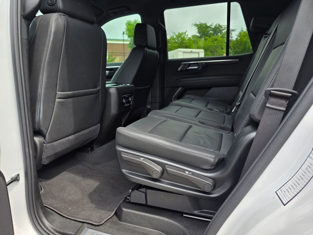 Used 2025 Chevrolet Tahoe LT AWD/4WD image 29