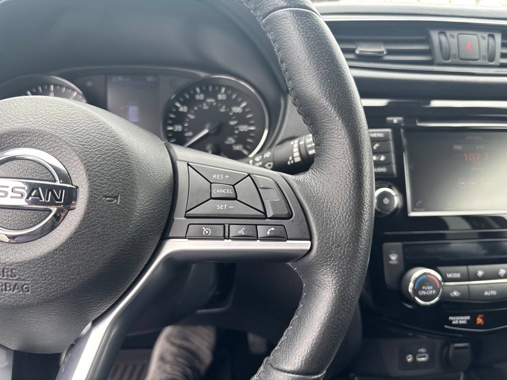 Used 2019 Nissan Rogue SV AWD/4WD image 23