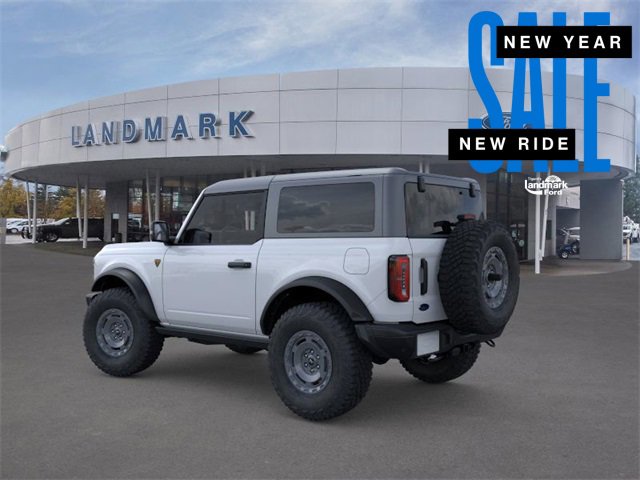 New 2025 Ford Bronco Badlands image 4