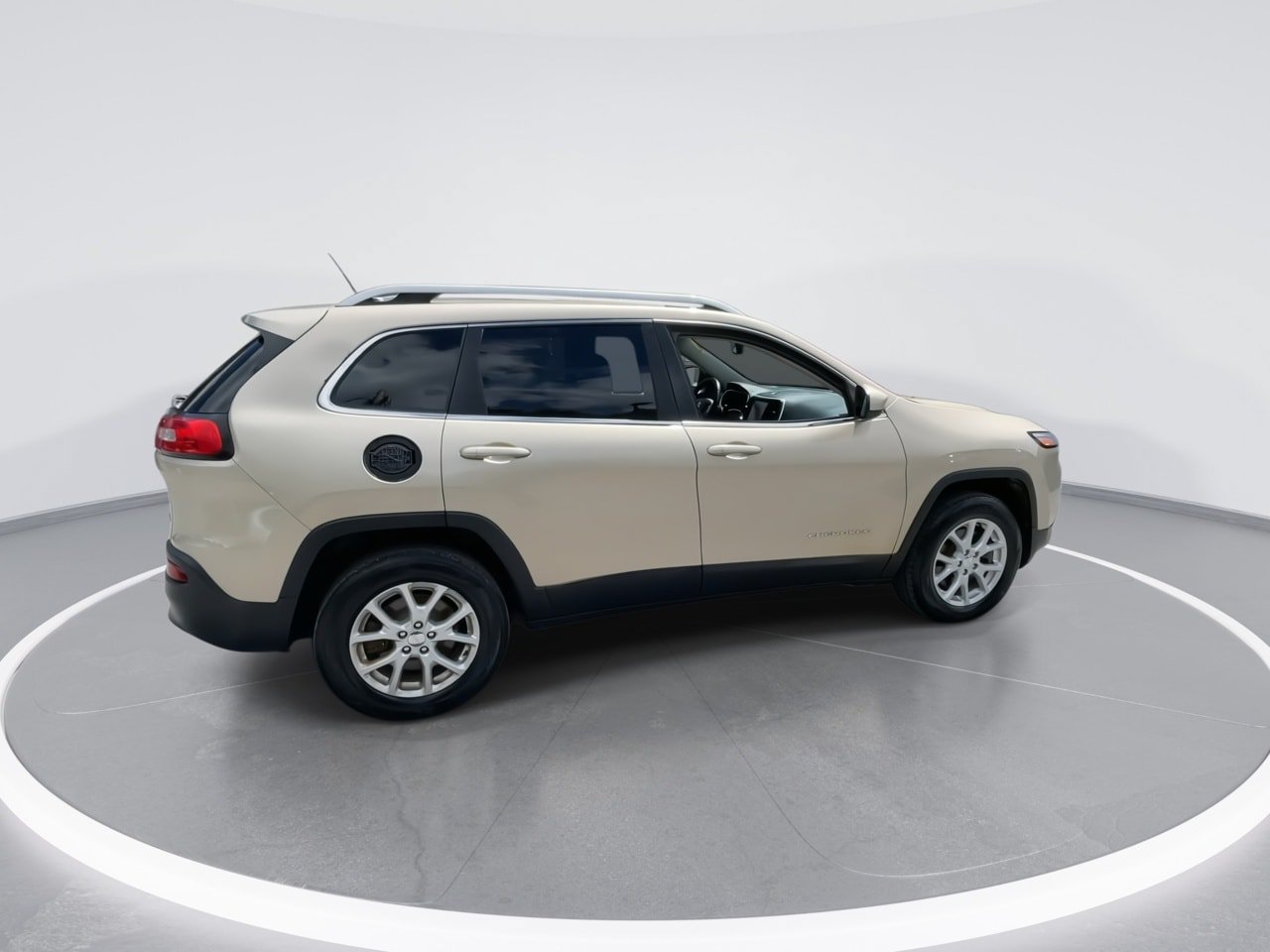 Used 2014 Jeep Cherokee Latitude AWD/4WD image 21