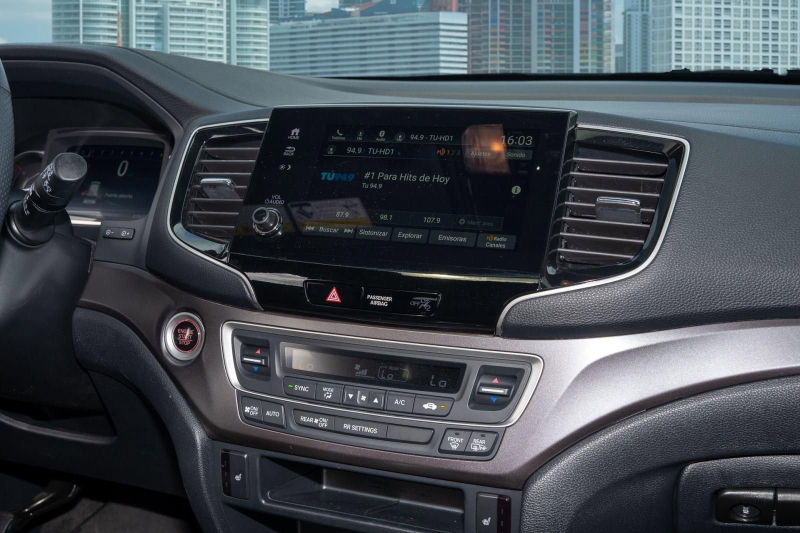 Certified 2025 Honda Passport EX-L image 23