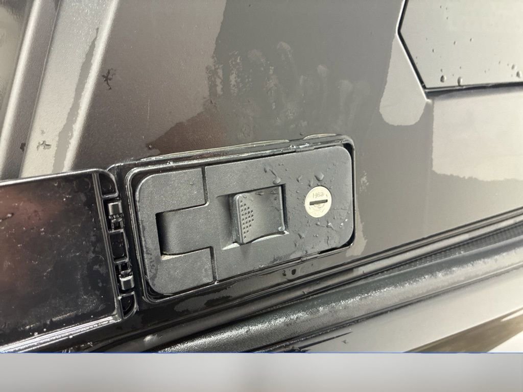 Used 2022 Toyota Tacoma TRD Sport image 9