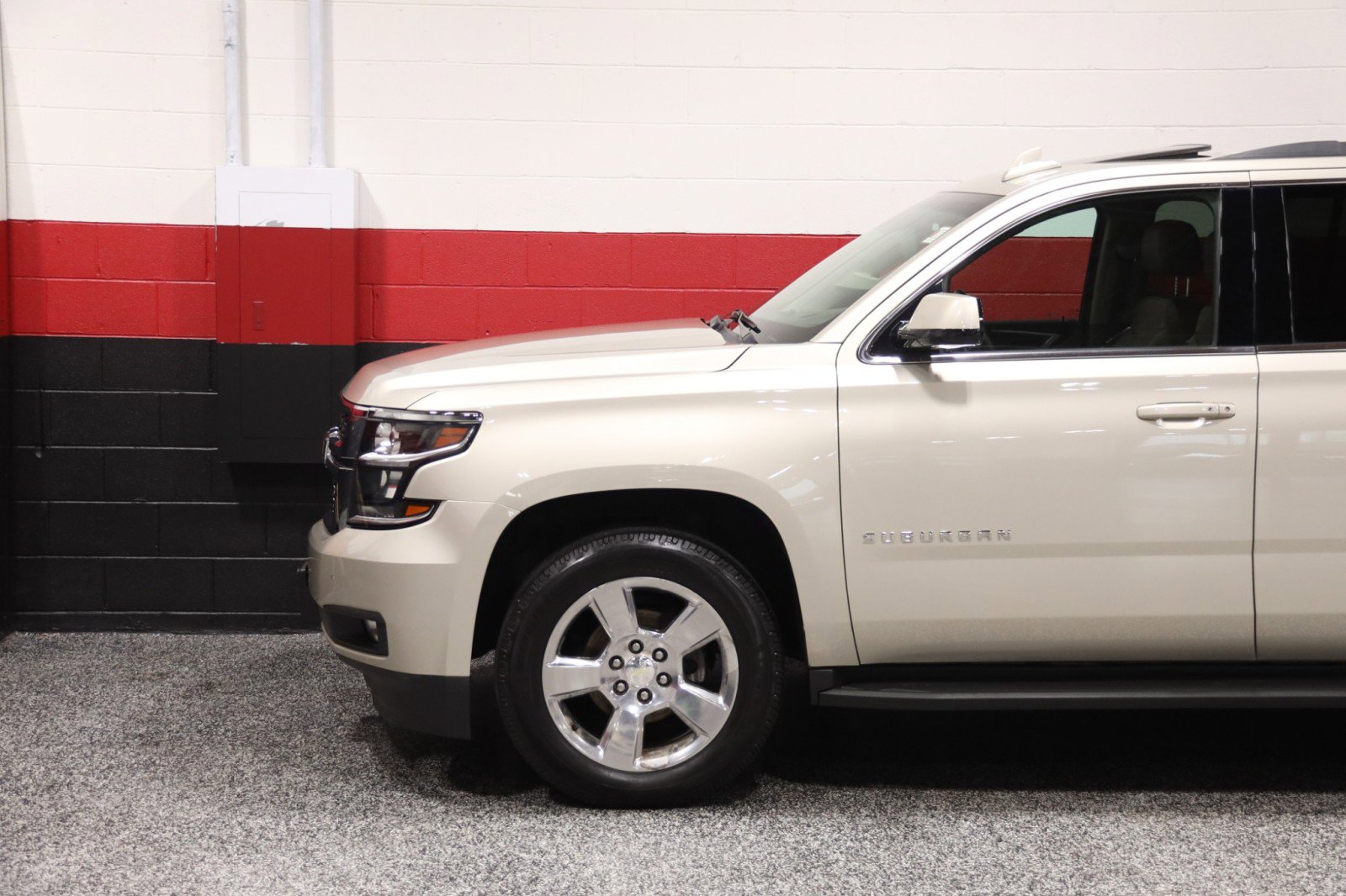 Used 2017 Chevrolet Suburban LT AWD/4WD image 22