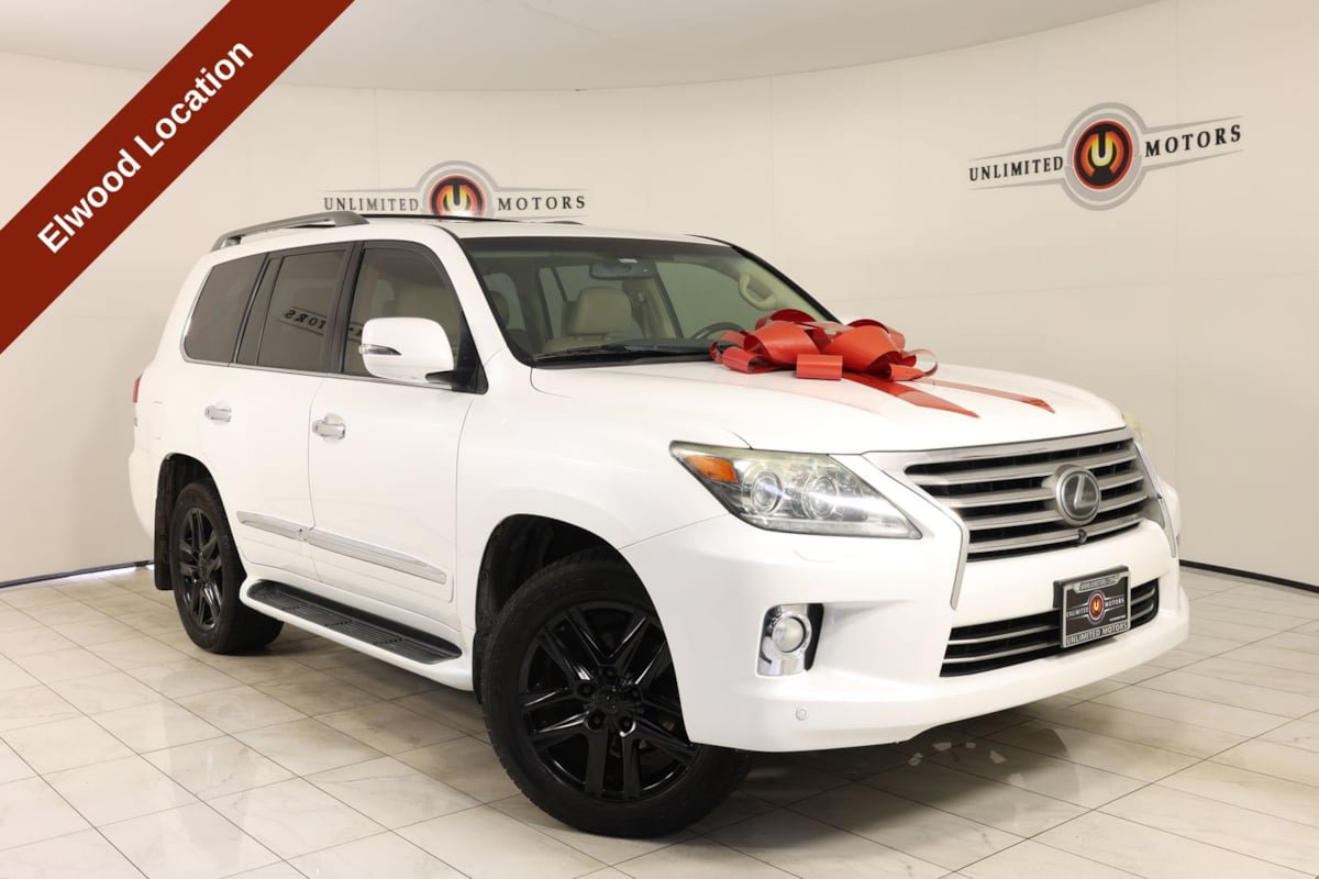 Used 2013 Lexus LX 570 4WD w/ Luxury Pkg w/Pre-crash image 1