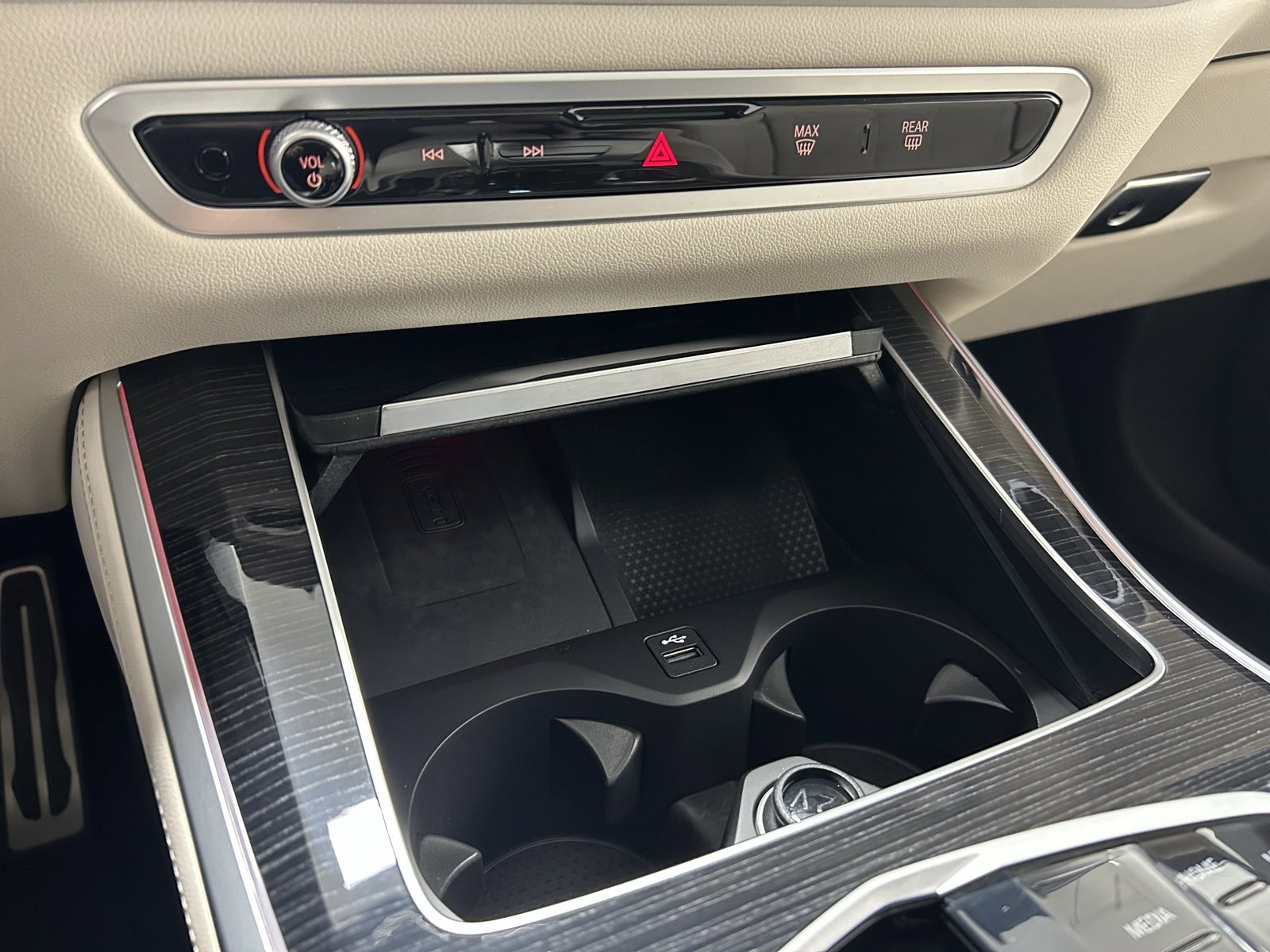 Used 2025 BMW X5 M60i image 20