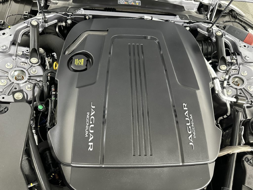 Used 2021 Jaguar F-TYPE First Edition RWD image 27